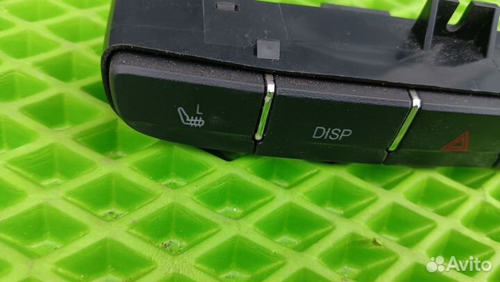 Блок кнопок (аварийка и подогрев) geely gc6