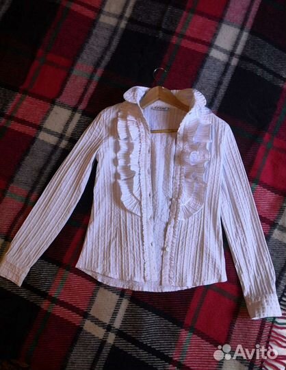 Нарядная школьная блузка