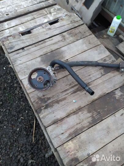 Насос гидроусилителя руля Nissan