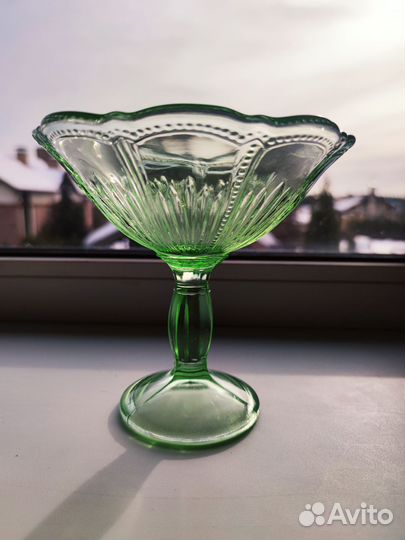 Ваза зеленое стекло
