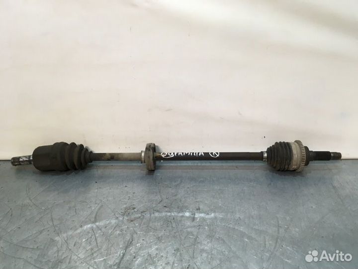 Привод, полуось передний правый Mazda Familia