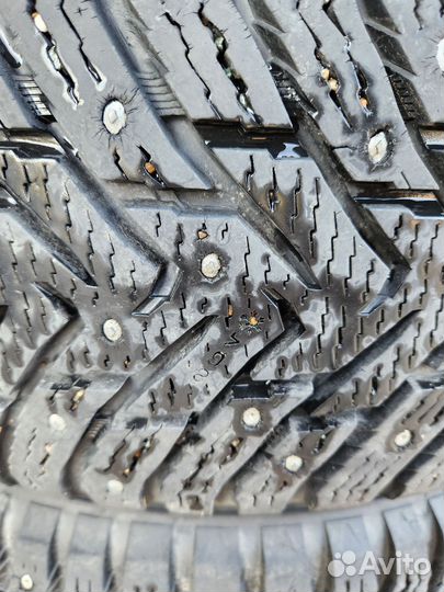 Nokian Tyres Hakkapeliitta 8 SUV 235/60 R18