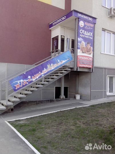 Печать банеров, наклеек, этикеток, фото на холсте