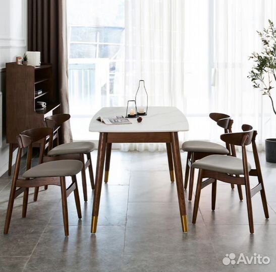 Кухонный стол