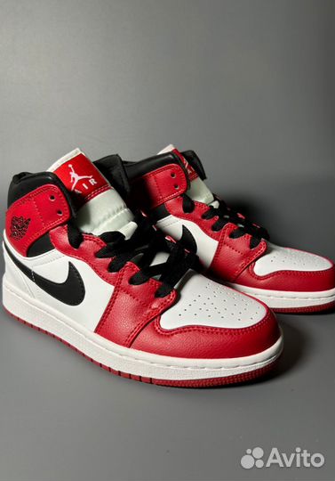 Кроссовки Air Jordan 1 Retro High OG Chicago Люкс