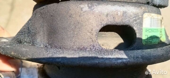 Подушки двигателя 306DT Discovery 4 3.0