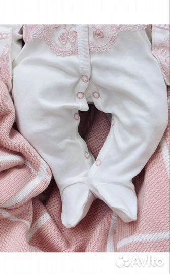 Комплект нательный на выписку новорожденного