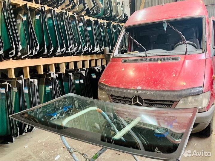 Стекло лобовое Mercedes Sprinter