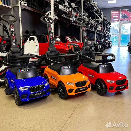 Машинка-каталка толокар