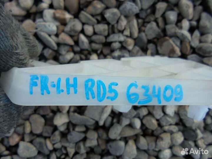 Крепление бампера переднее левое Honda Cr-V RD5