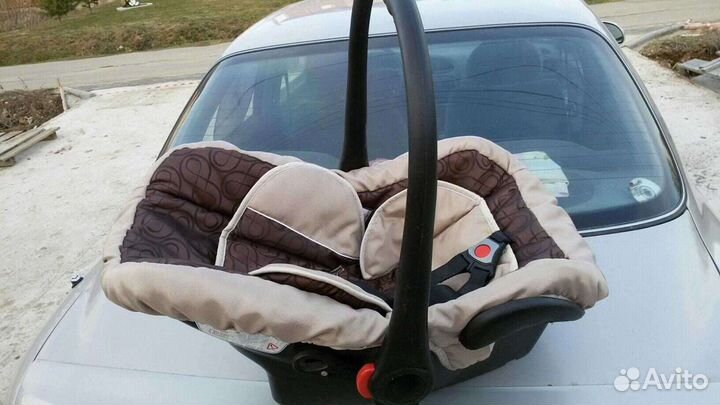 Автокресло люлька