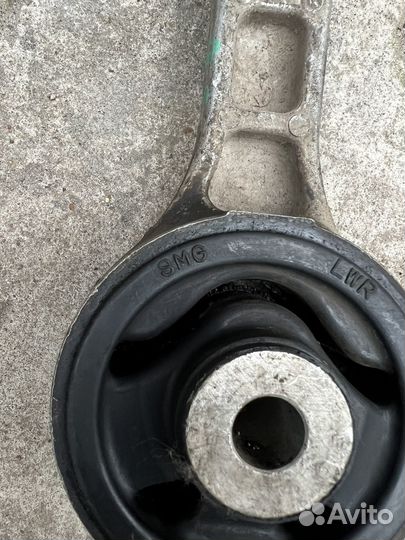 Хонда Цивик 5Д опора двигателя задняя нижняя