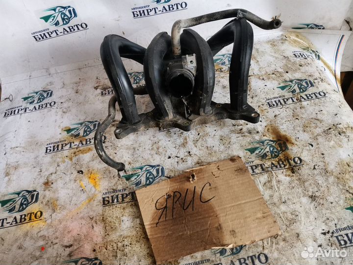 Коллектор впускной Toyota Yaris I рестайлинг (2003