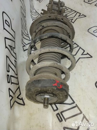 Стойка передняя правая Chevrolet Camaro V