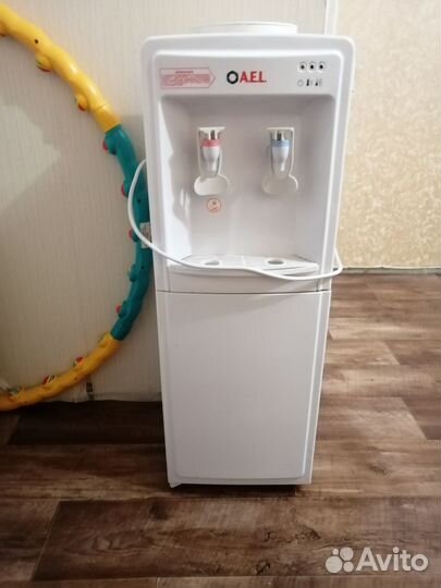 Кулер для воды