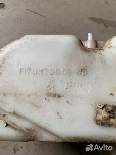 Бачок омывателя Эксплорер 1 задний Explorer