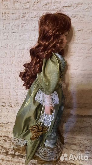 Кукла коллекционная фарфоровая
