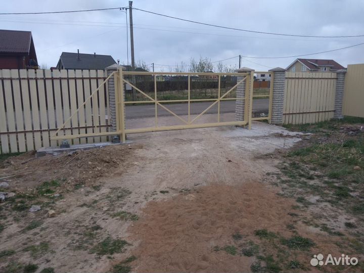 Откатные ворота с калиткой