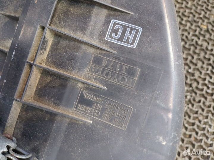 Корпус воздушного фильтра Lexus ES, 2010