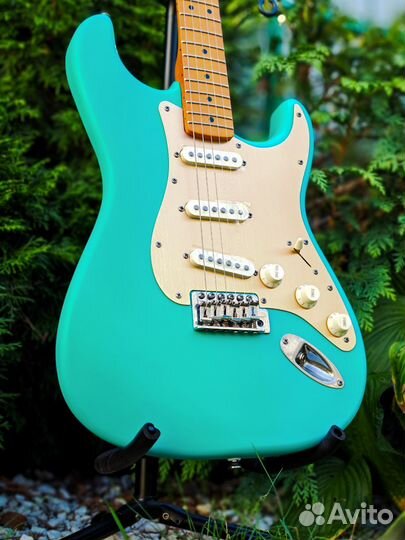 Squier 40th Anniversary Stratocaster Seafoam