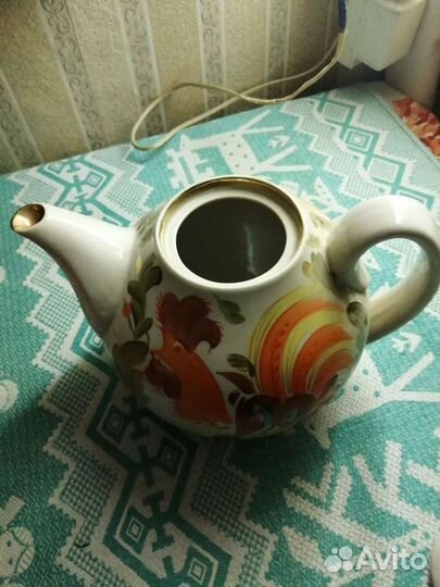 Чайник фарфоровый