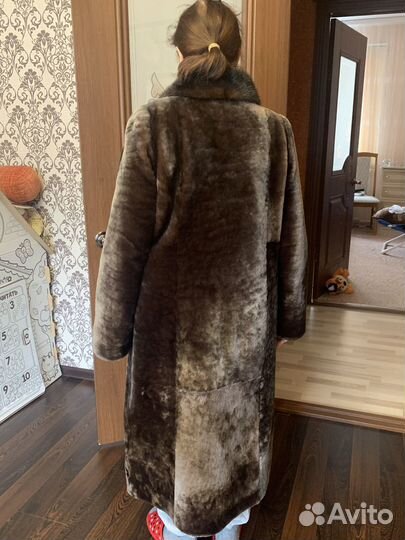 Шуба мутоновая с норковым воротником