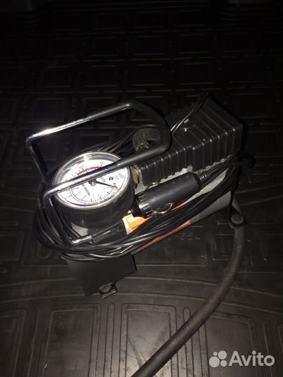 Компрессор автомобильный