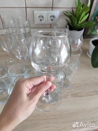 Стаканы, фужеры, бокалы, стопки