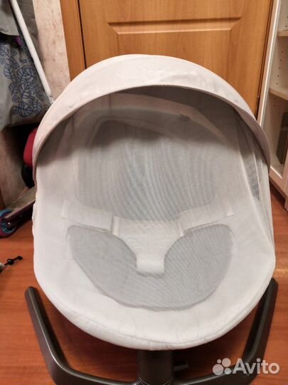 Шезлонг-качалка nuna leaf