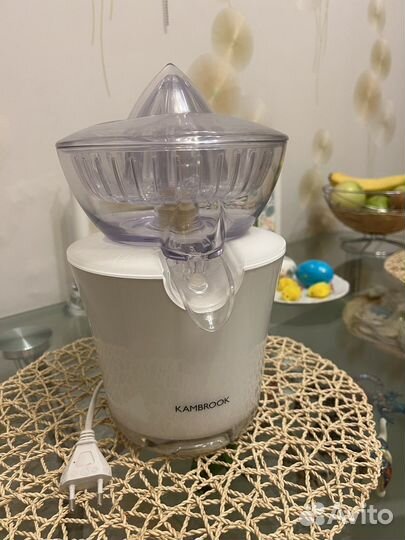 Соковыжималка цитрусовая