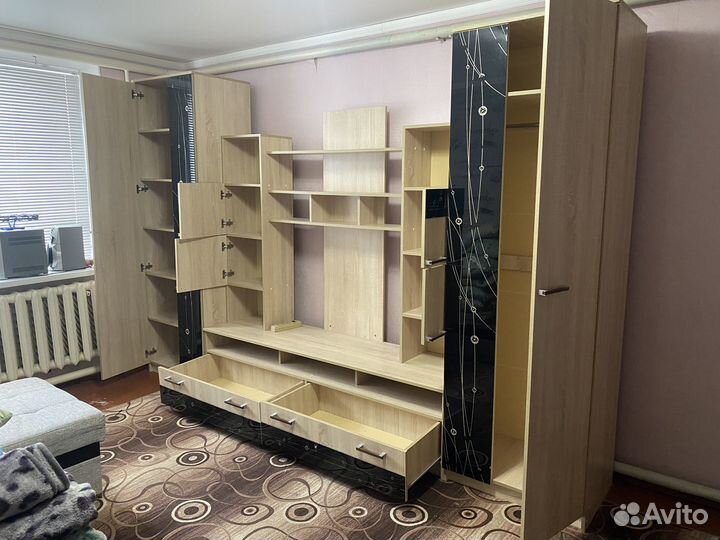 Стенка под тв со шкафом