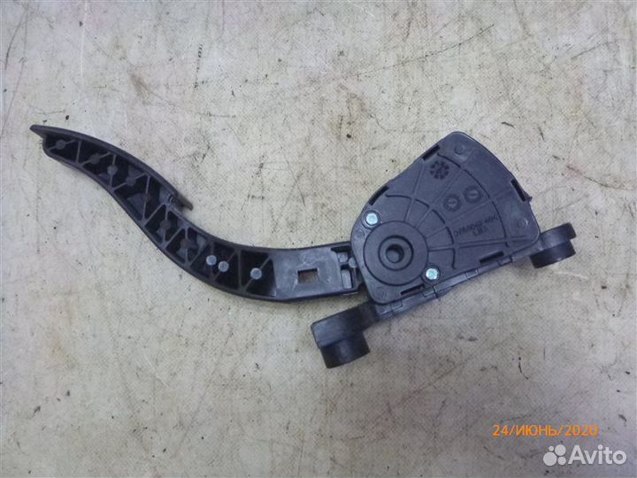 Педаль газа Hyundai Solaris RB 2016