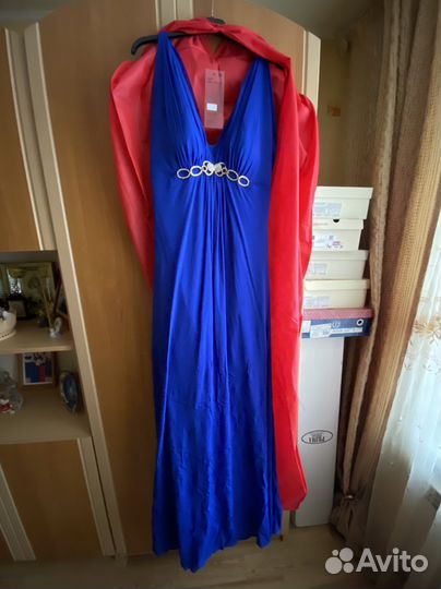 Вечернее платье