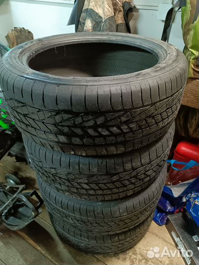 Goodyear Excellence 255/45 R20