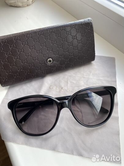 Солнечные очки gucci