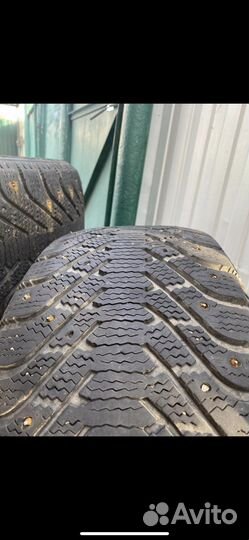 Goodyear UltraGrip 500 275/40 R20 102T