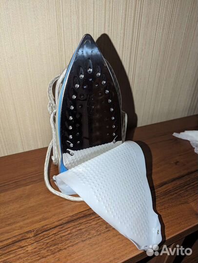 Утюг Atlanta ATH-5502