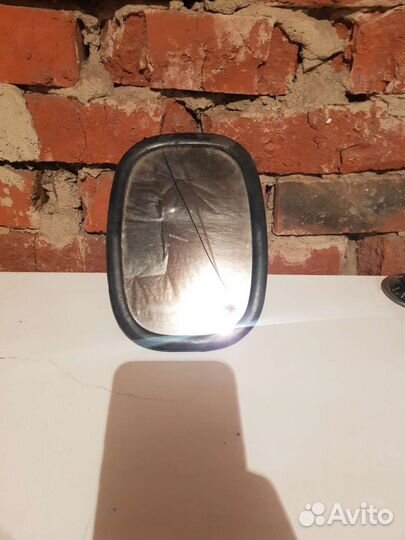 Автомобильное зеркало