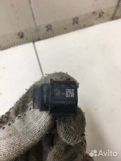 Парктроник передний центральный Hyundai Tucson