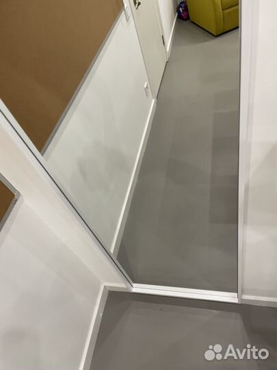 Зеркало настенное