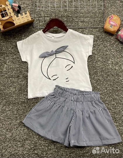 Футболка и шорты-юбка
