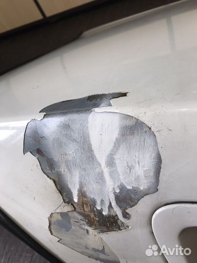 Крышка багажника Toyota Vista sv40