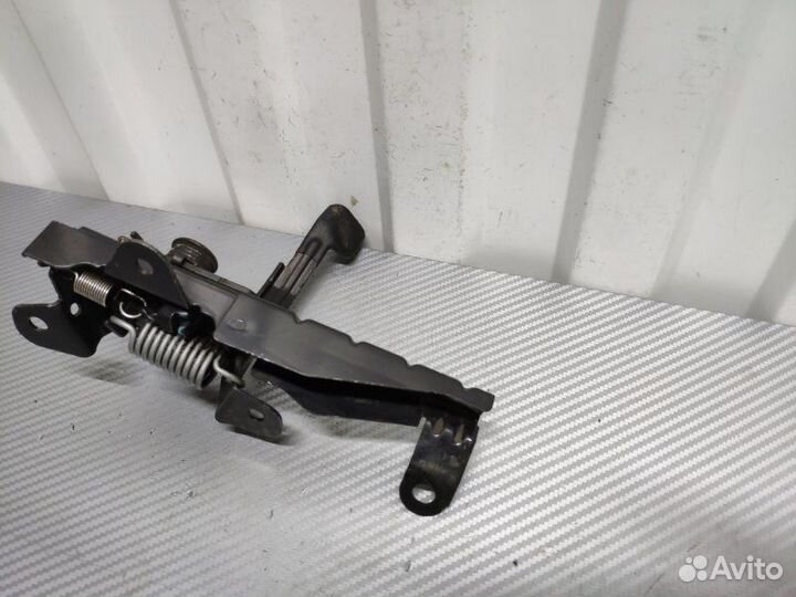 Замок капота передний Kia Rio QB 1.6 G4FC 2011