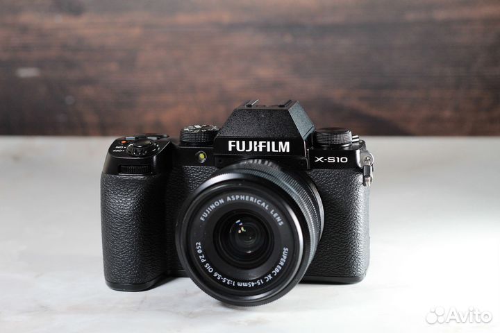 Fujifilm X-S10 kit 15 45