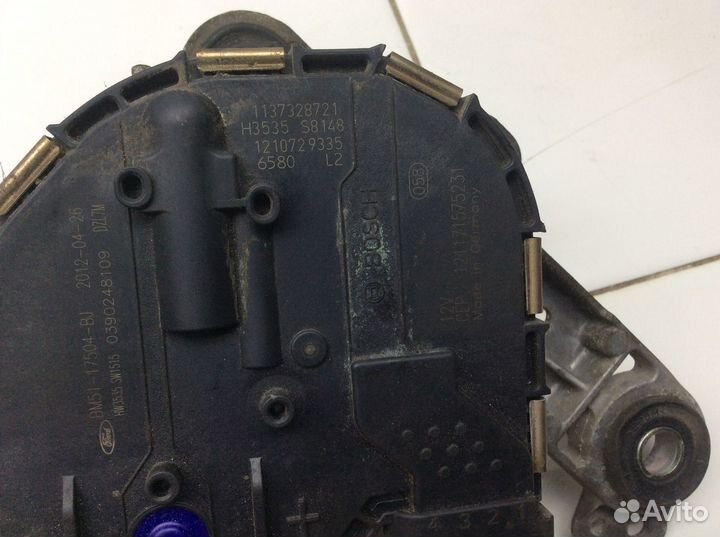 Моторчик стеклоочистителя правый Ford Focus 3