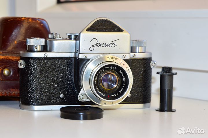Зенит 1 Зеркальный пленочный фотоаппарат СССР