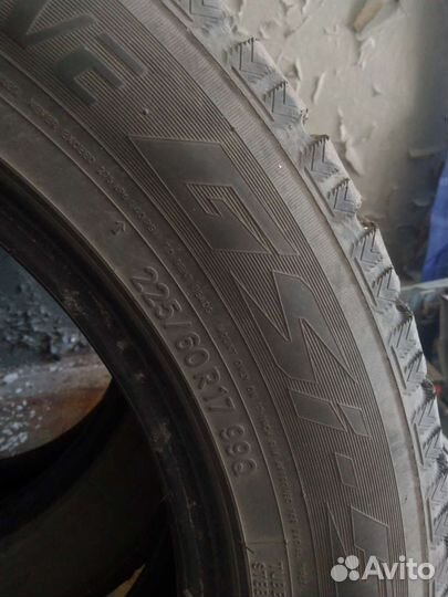 Toyo Observe GSi-5 225/60 R17 99Q