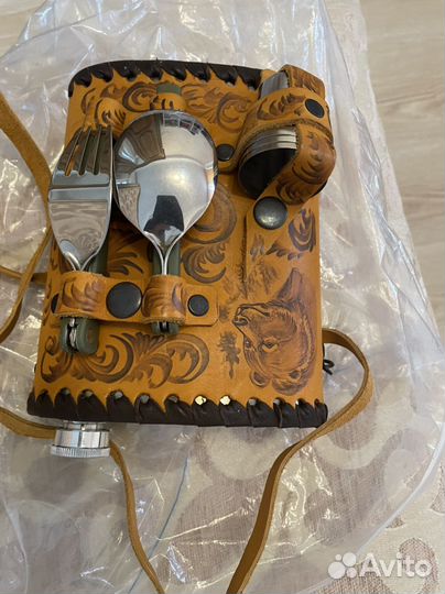 Набор туриста - фляга, ложка и вилка, нож