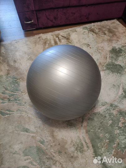 Мяч фитбол