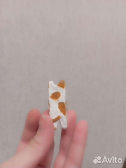 Котик на кружку из глины